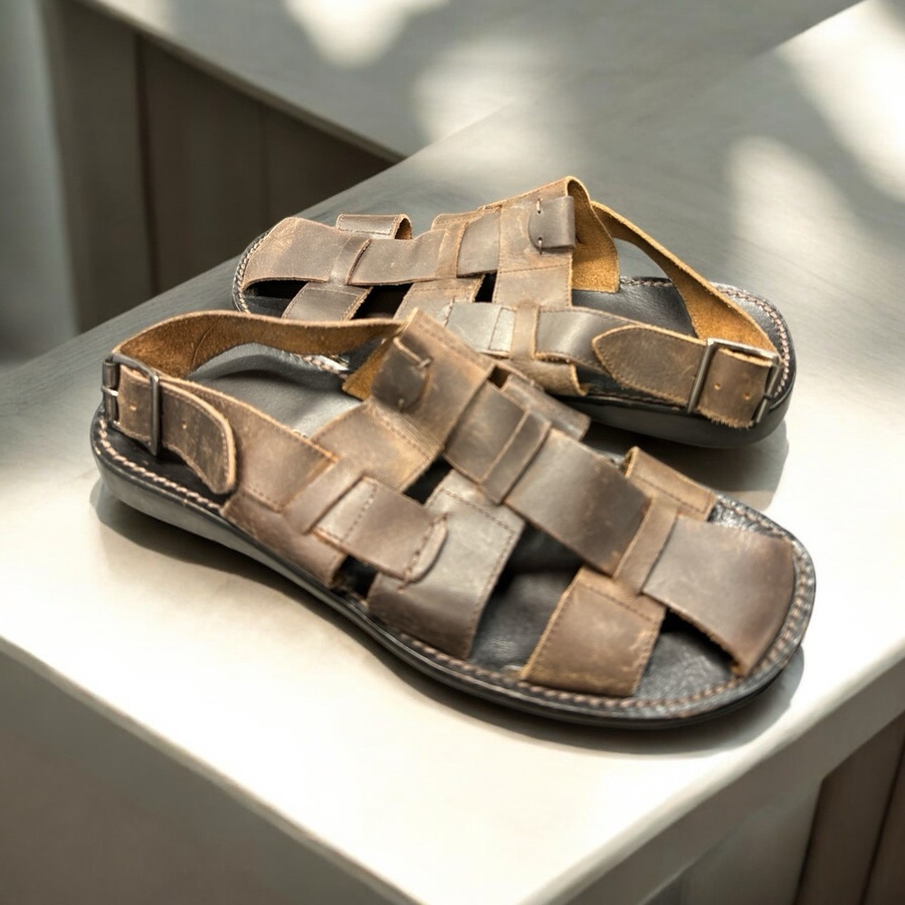 Kenneth Cole Reaction Sandals Mens Brown Leather Fisherman Buckle Close Toe Sz 9